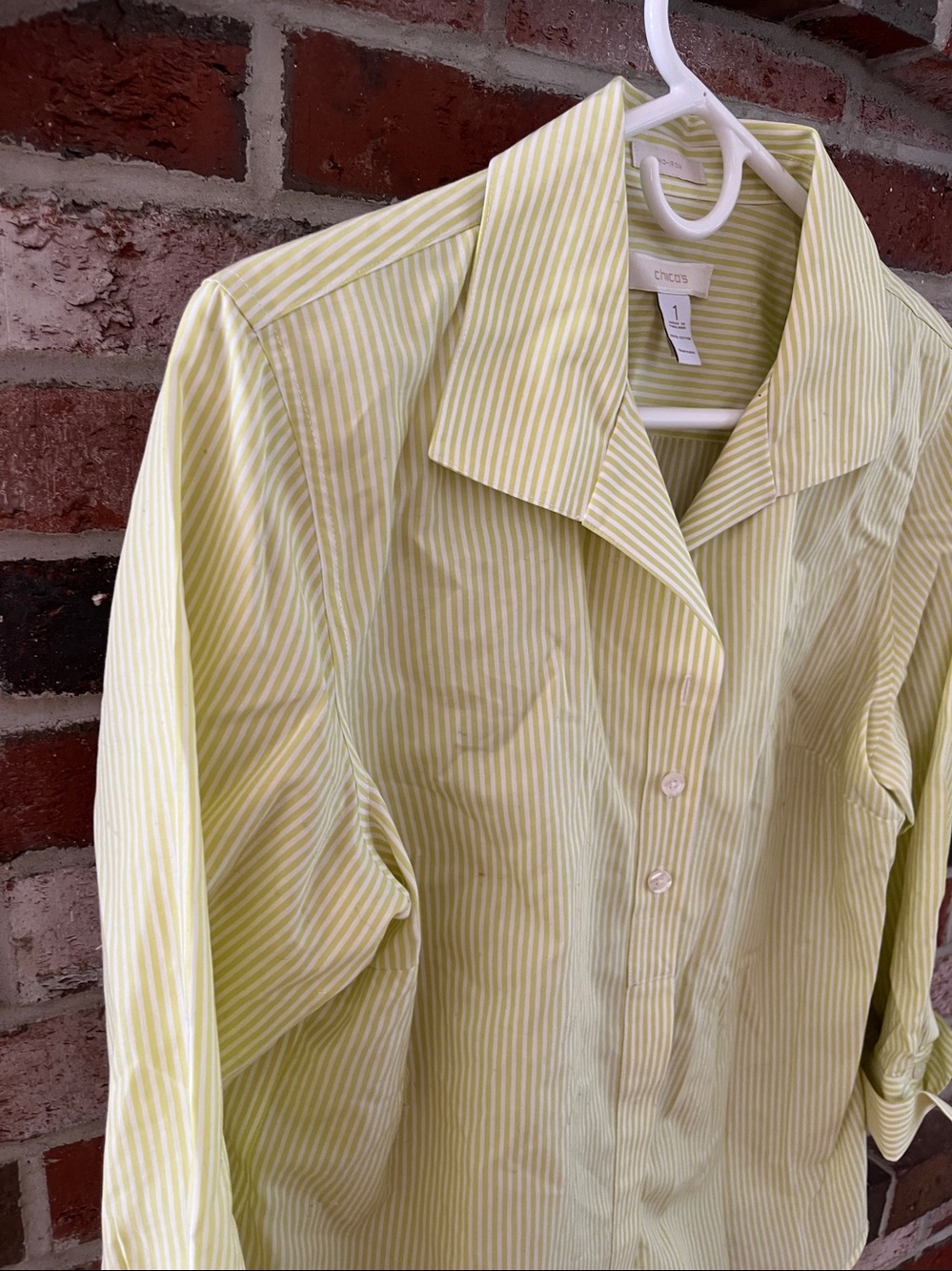 CHICOS No Iron White & Lime Green Stretch Striped Button Up Shirt 8 NWOT - Picture 6 of 11